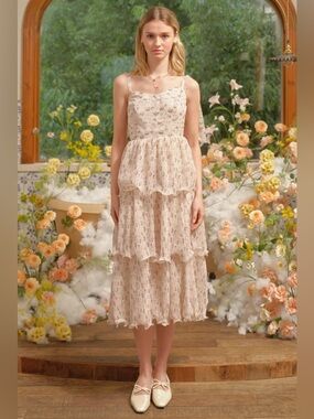Rosie Posie Whimsical Blooms Tiered Statement Dress NWT Size small